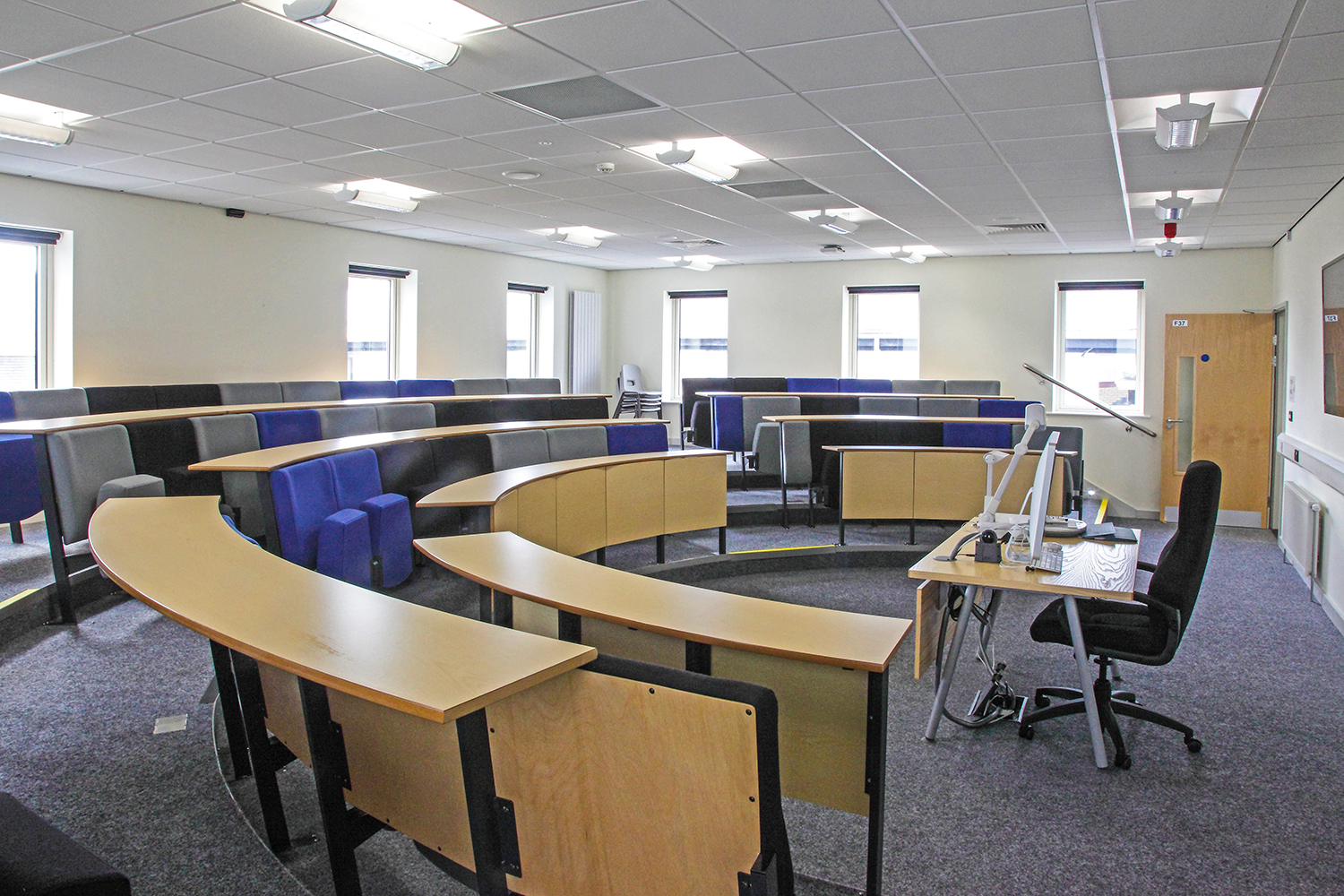 Lecture, Room, Hall High School, Penarth, College, University, Architects , Builders.