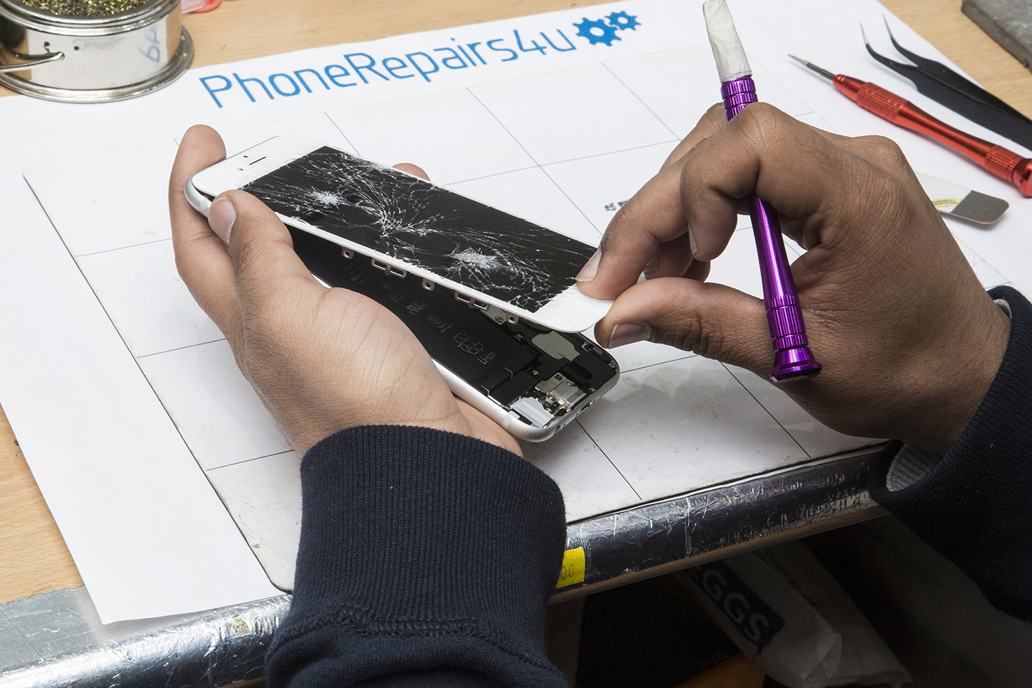 Phone Repairs 4 U.